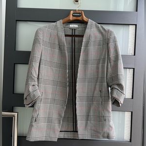 Aritzia Babaton Blazer
